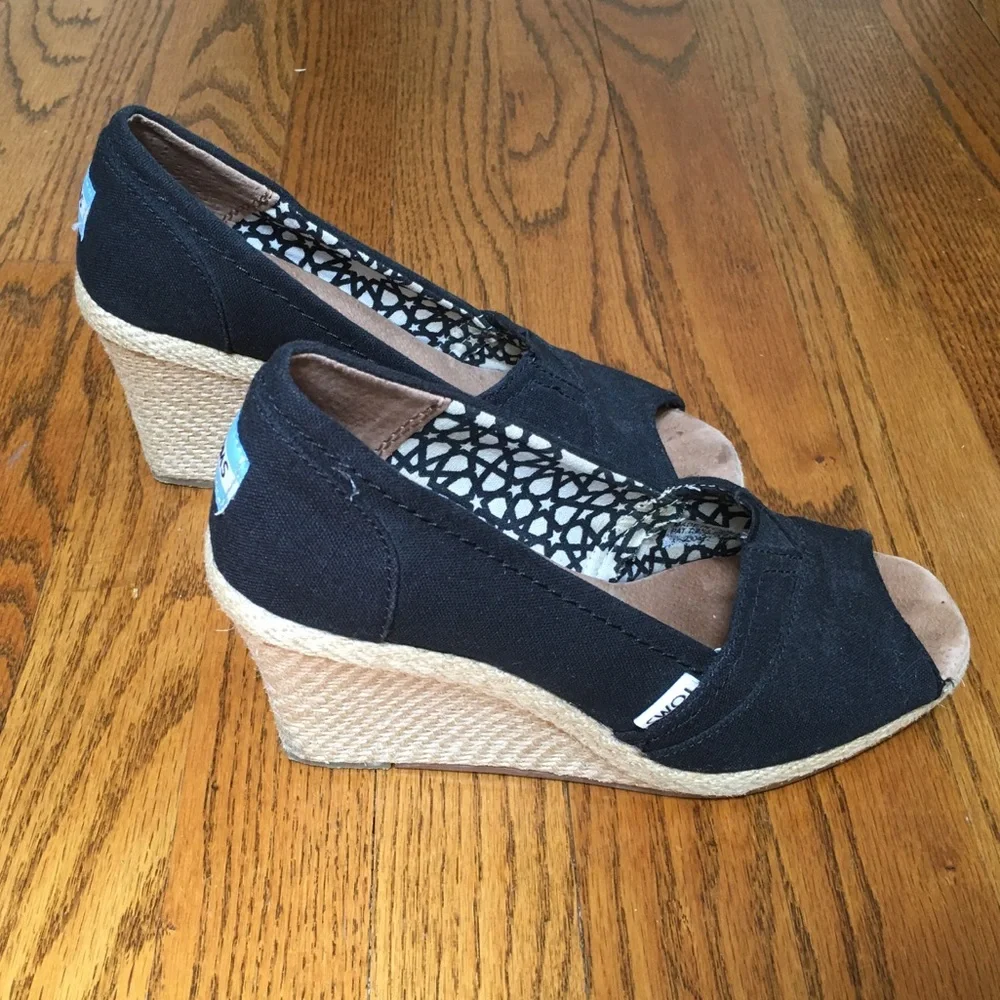 Toms Black Canvas Wedge Open Toe Shoes